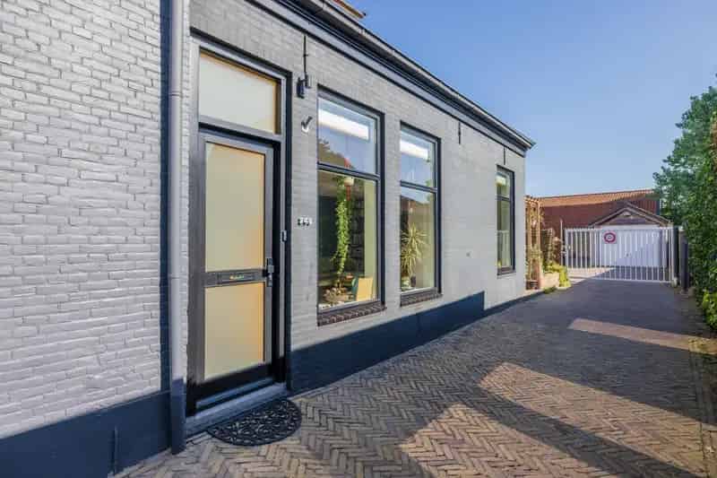 Huis te koop Hillegom Stationsweg: Sfeervol Familiehuis nabij Station