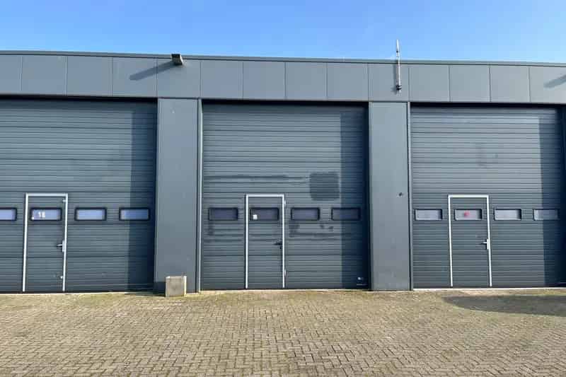 Bedrijfsunit te Koop Sneek 80m2 A7