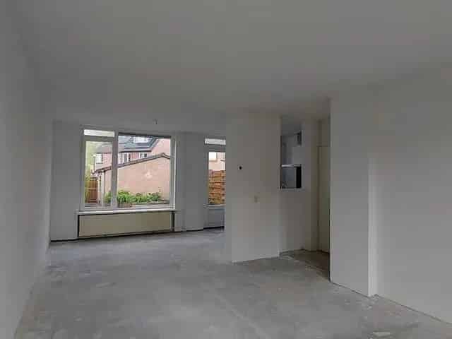Moderne eengezinswoning te koop in Kivietsloop