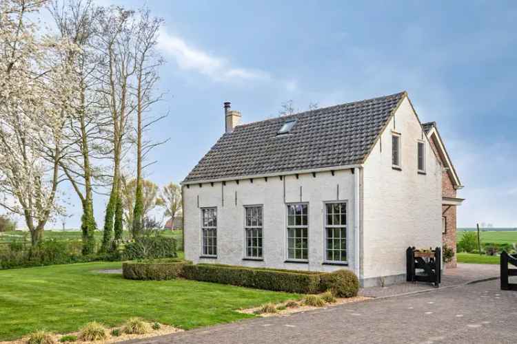 Huis Te Koop , 3, Wilhelminadijk, Biervliet, Zeeland