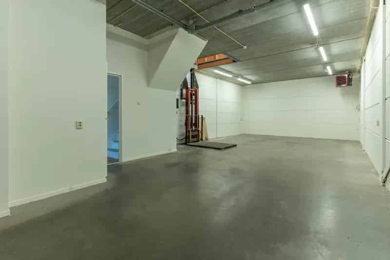 Bedrijfshal te Huur Soest 153m²