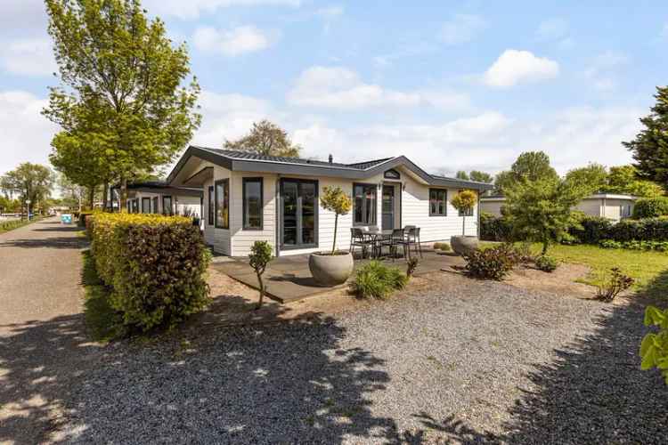 Bungalow Te Koop in Dordrecht, Zuid-Holland