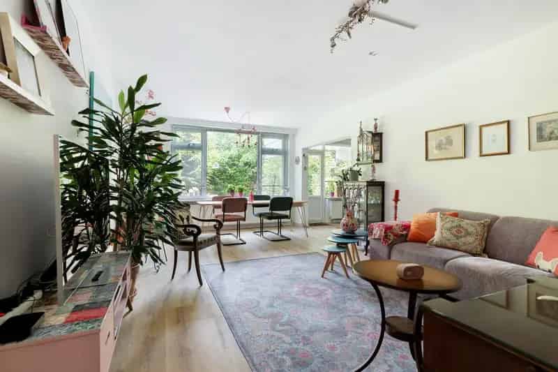 Gelijkvloerse woning Schiedam 2 slaapkamers zonnige tuin