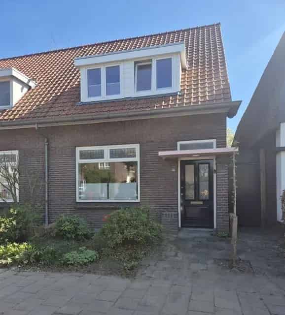 Te Huur: 4-Kamer 2 Onder 1 Kap Woning Oisterwijk 103m2