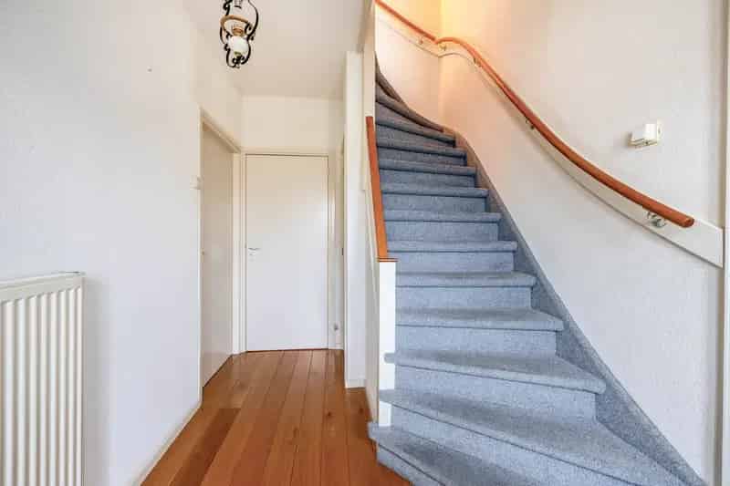 6-Kamer Tussenwoning Grote Aanbouw Zonnige Tuin 148m²