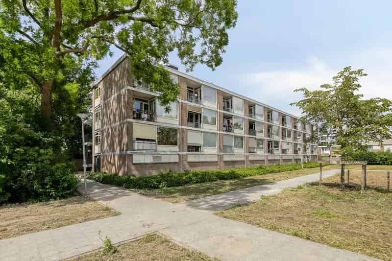 Appartement te koop Rotterdam Lombardijen 2 kamers balkon berging