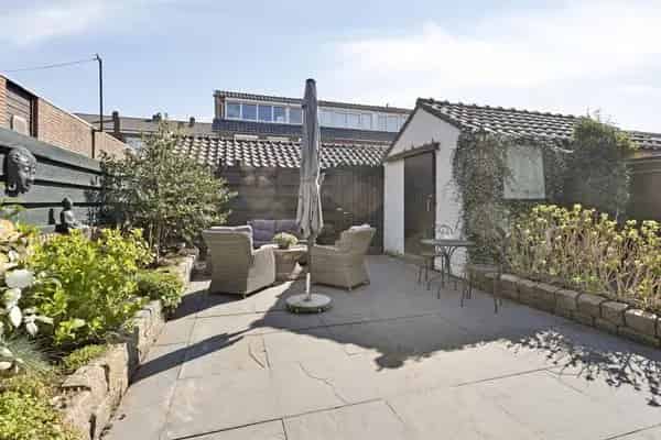 Hoekwoning Alphen aan den Rijn Ruime Tuin 3 Slaapkamers