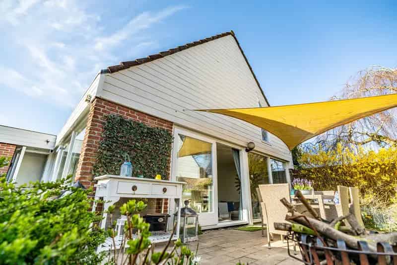 Bungalow Noordwijkerhout Strand Nabij 3 Slaapkamers Volledig Gemeubileerd