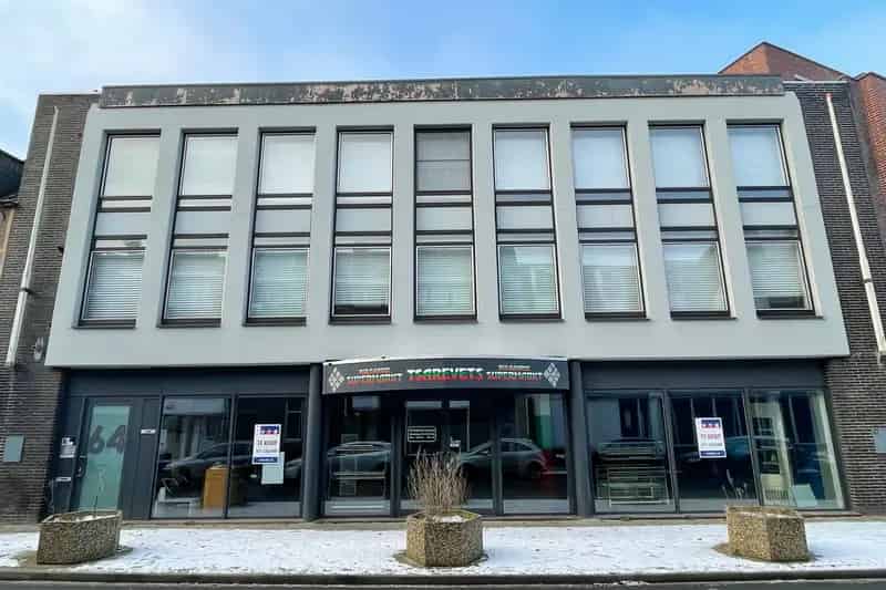 Winkelruimte Tegelen 267m2 te huur en te koop