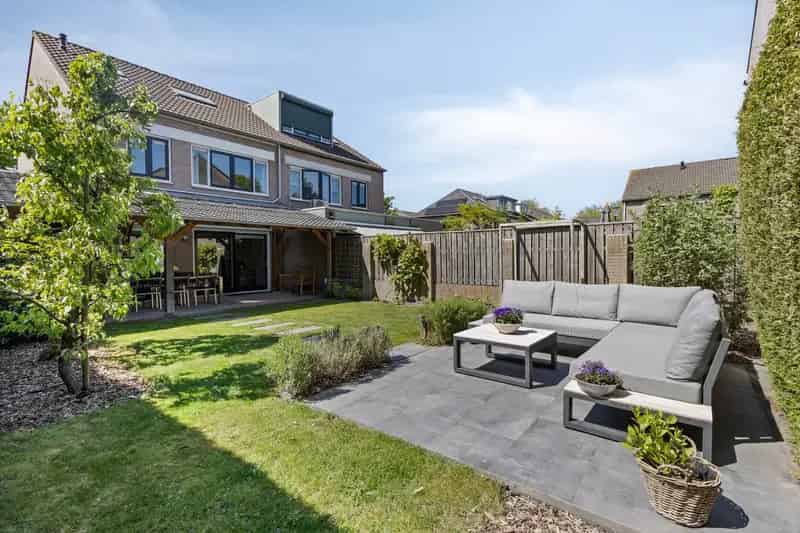 Tweekapper Breda 4 slaapkamers  Garage  Zonnige tuin