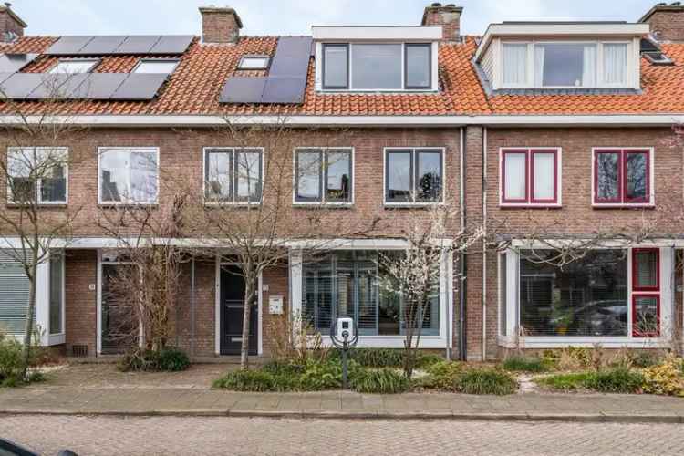 Ruime eengezinswoning Bunnik 4 slaapkamers moderne keuken