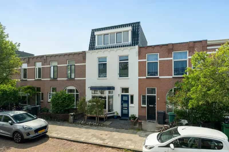 Huis te koop Haarlem Indische Buurt 5 slaapkamers zonnige tuin