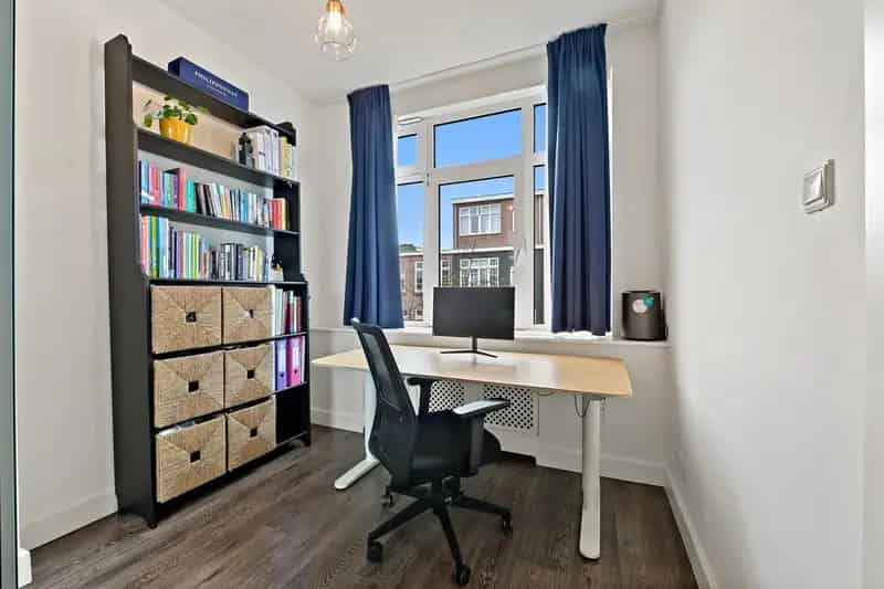 4-kamer appartement Bezuidenhout Topverdieping Eigen Grond