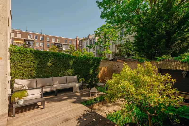 Luxe Benedenwoning Oud-Zuid 2 Slaapkamers Tuin 46m2