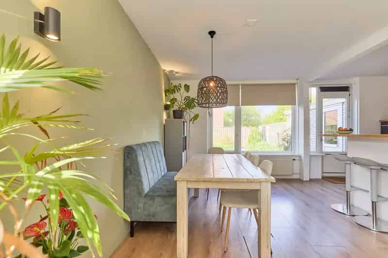Huis te koop Haarlem Schalkwijk 4 slaapkamers grote tuin