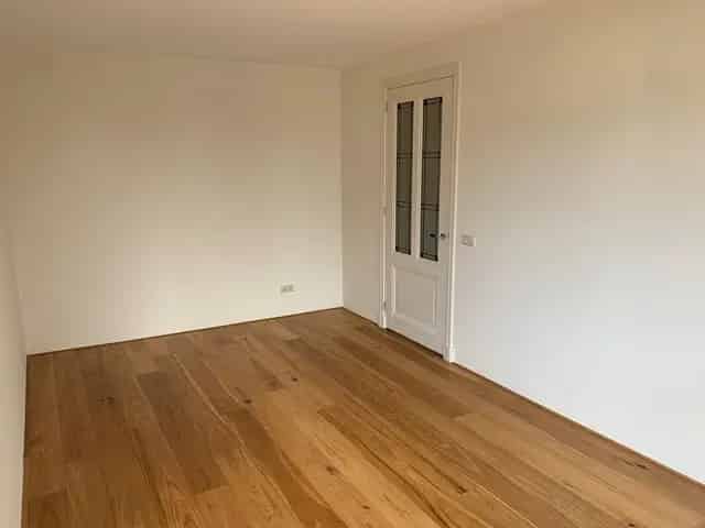 Bovenwoning Monster 3 Kamers 97m2 te Huur