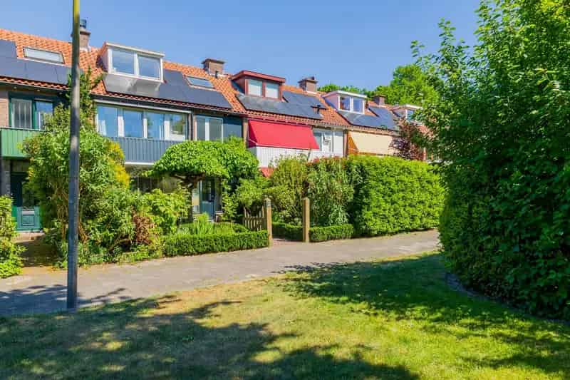 Huis te koop Bennebroek 4 slaapkamers serre tuin