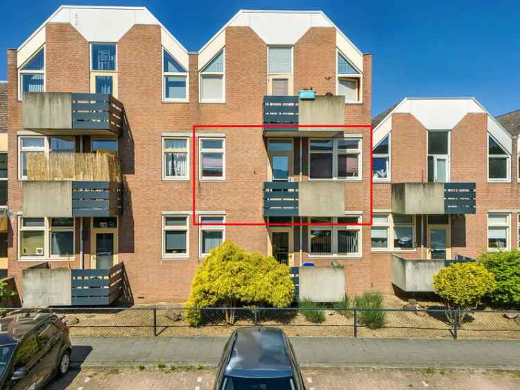2 Kamer Appartement Tegelen 1e Verdieping Ruime Woonkamer