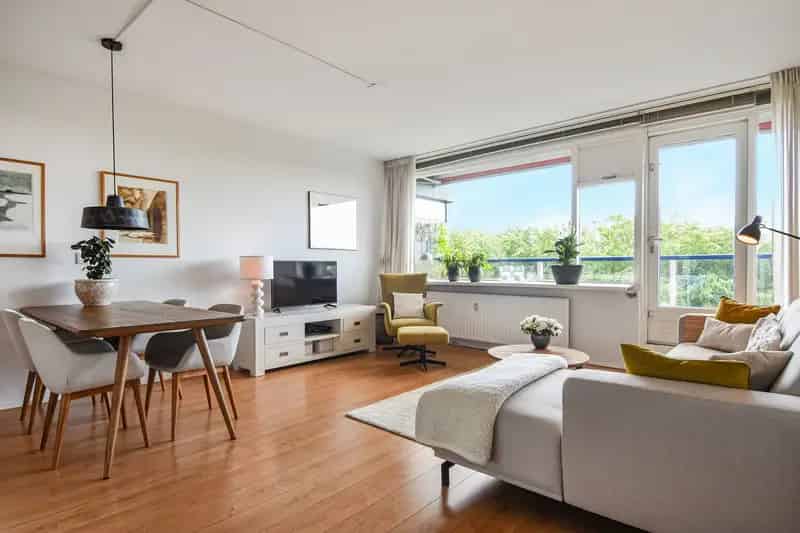 3-kamer appartement Den Haag  - Balkon - Berging - Parkeerplaats