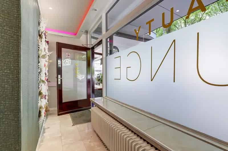 Winkelruimte te Huur Rotterdam Zuid 93m2