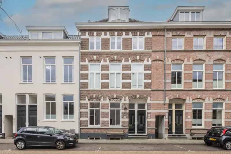 Herenhuis Spijkerkwartier 160m2 Jacuzzi Tuin 3 slaapkamers