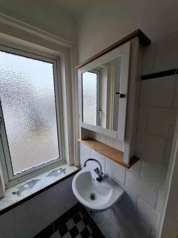 Te Koop: Tussenwoning Dordrecht 3 slaapkamers Tuin