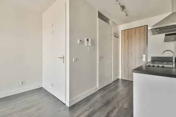 Studio te huur Den Haag Waldorpstraat