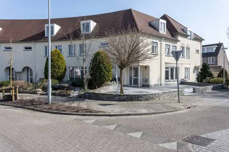 Ruime Familiewoning Vlijmen 3 slaapkamers Garage Tuin