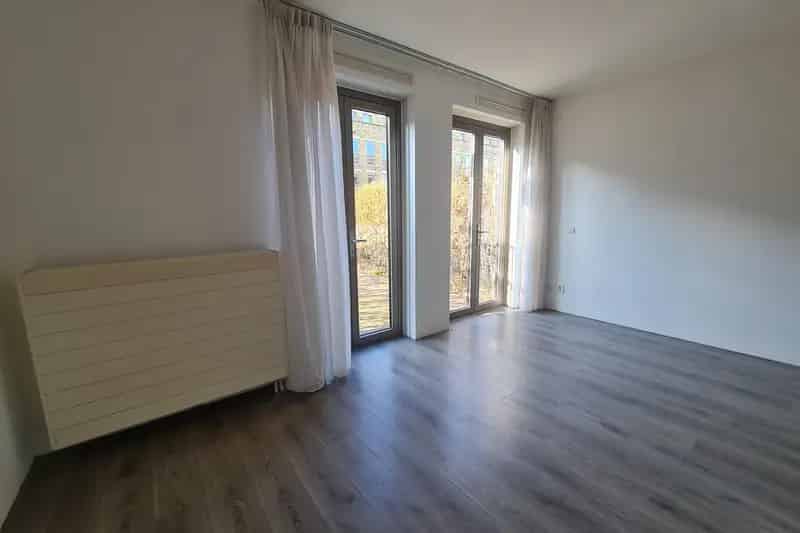 2 Kamer Appartement Amsterdam Bos en Lommer Tuin Parkeerplaats