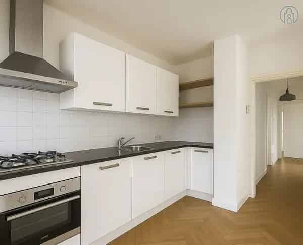 Te Huur: Appartement 1 slaapkamer Reggestraat Amsterdam