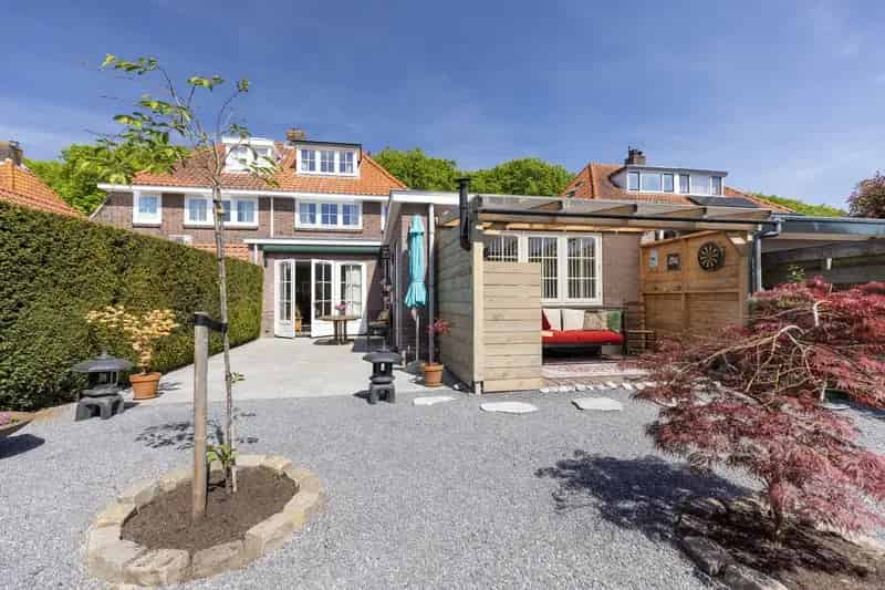 Jaren 30 Villa te Laren - 5 slaapkamers - Royale Garage