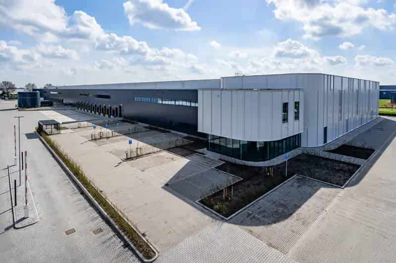 Bedrijfshal Amstelveen 13724m2 te Huur Distributiecentrum