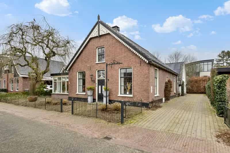 Karakteristieke woning Voorthuizen 5 slaapkamers grote schuur