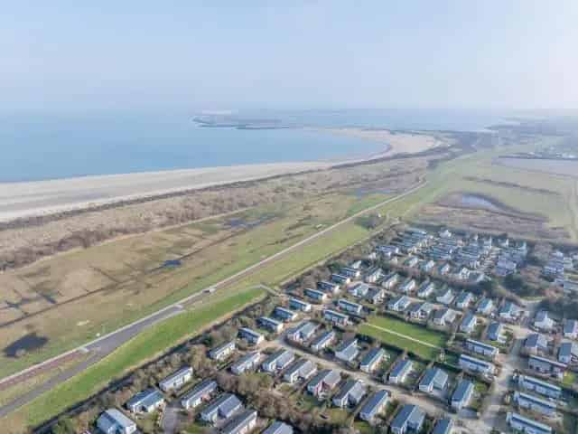 Luxe Chalet Strandpark Zeeuwse Kust Noordwelle