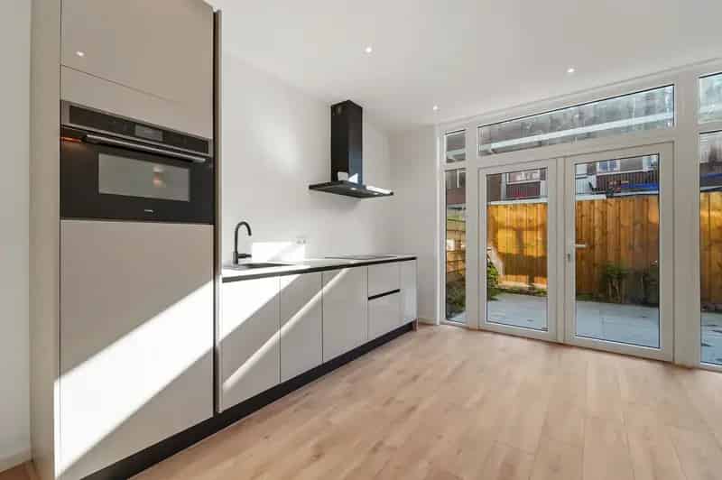 Gerenoveerde Parterre Woning Rustenburg 3 Slaapkamers Tuin Energielabel A