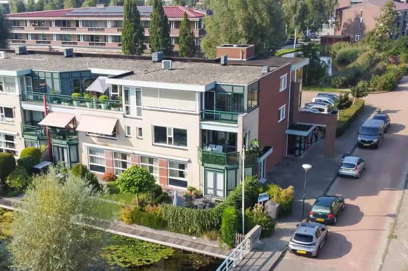 Luxe Appartement Vinkeveen Aan Het Water Met Prive Ligplaats