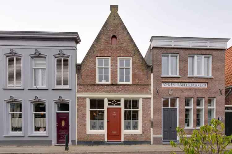 Huis te koop Edam: Karakteristieke woning met moderne gemakken