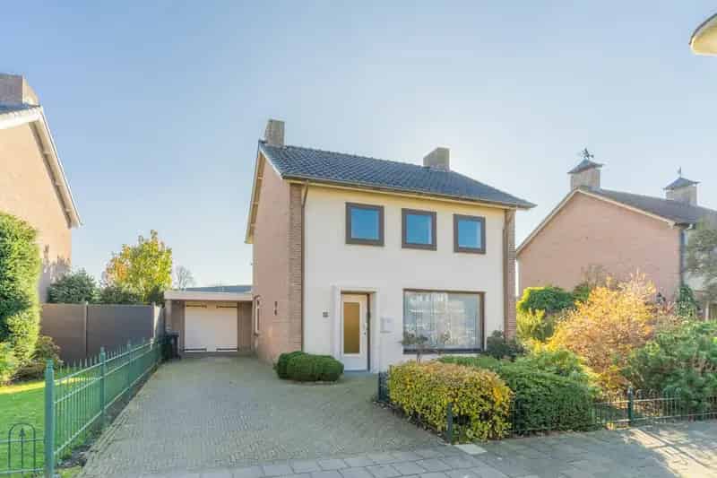 Huis te koop Veghel Meidoornstraat