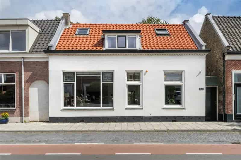 Jaren 30 woning te koop s Gravenzande 3 slaapkamers moderne keuken