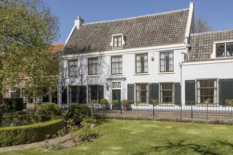 Huis te koop: Dorpsstraat 61 3632 AS Loenen aan de Vecht 