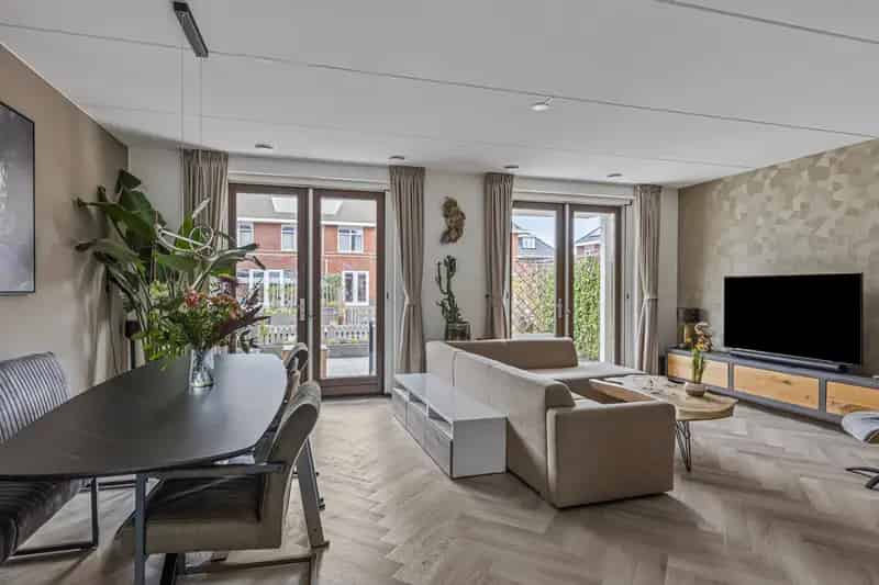 Luxe Waterwoning Zoeterwoude-Rijndijk 167m² 4 slaapkamers