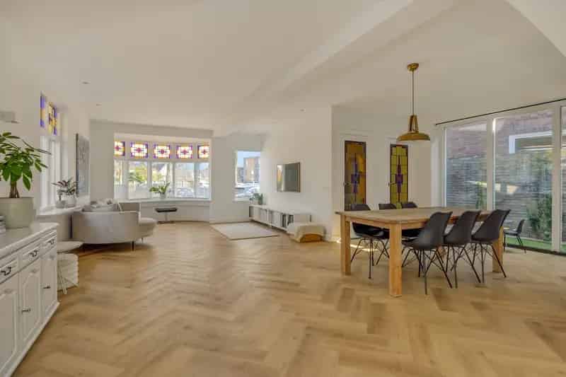 Jaren 30 woning Rosmalen 204m2 4 slaapkamers luxe keuken tuin