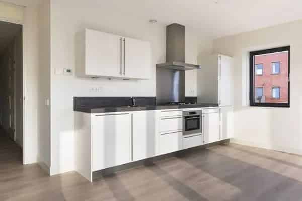 Gestoffeerd 1 Slaapkamer Appartement met Balkon en Berging