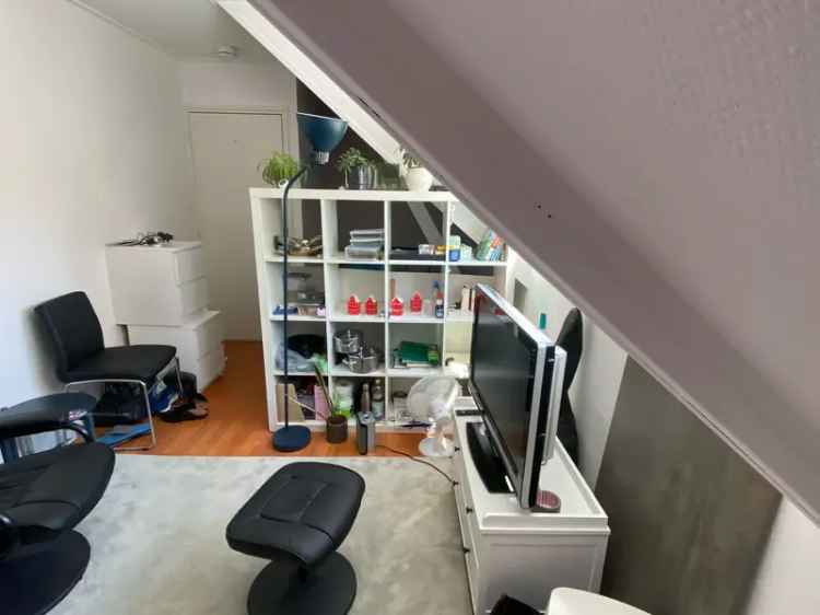Kamer te huur nabij Station en Centrum