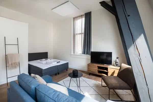 Stijlvolle Studio in The Vault Tilburg - Historie en Comfort