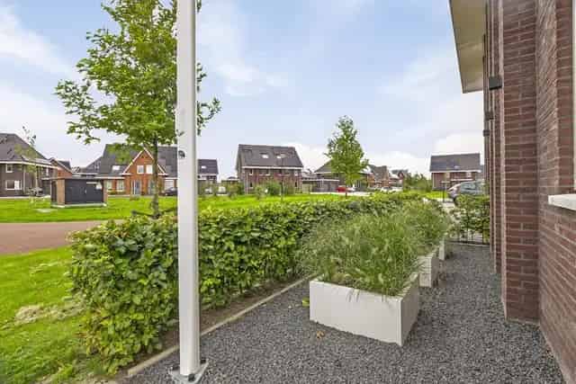 Ruime 7-kamer woning Heerhugowaard te huur