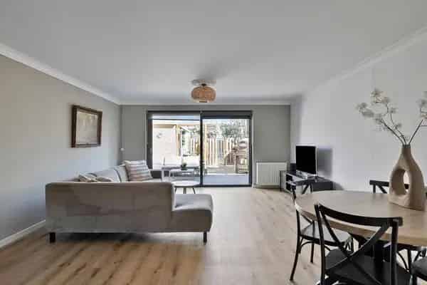 Ruime gezinswoning 5 slaapkamers Dordrecht