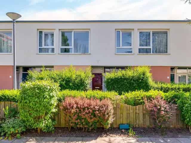 Tussenwoning Rotterdam Zuidwijk 4 slaapkamers Opknapper