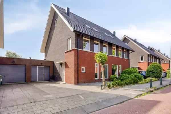 5 Slaapkamer Huis te Huur Leidschenveen Ypenburg Tuin Energielabel A