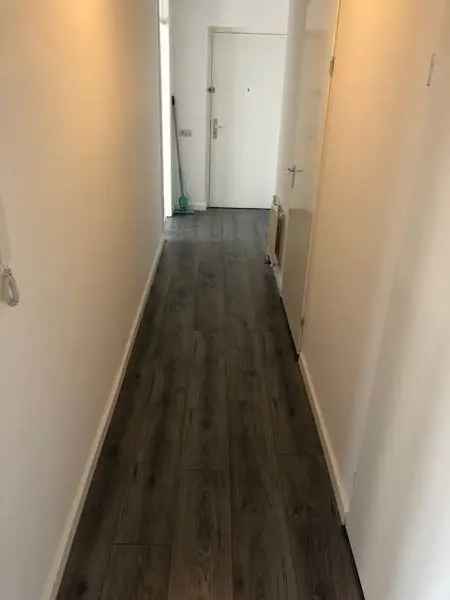 Ruim 5-Kamer Appartement Osdorp Nabij Park en Winkels